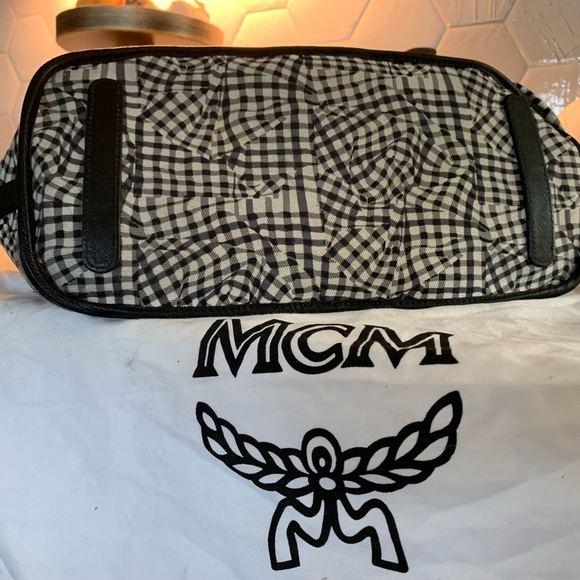 MCM Liz Shopper - Picture 6 of 13